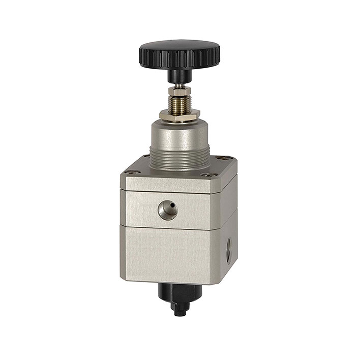 Precision pressure regulator, G 1/4, Control range 0.05 - 8 bar